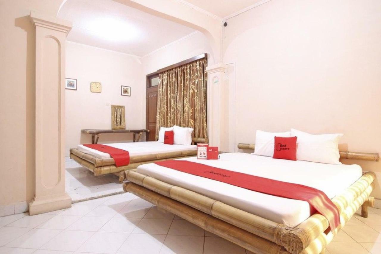 Reddoorz Near Pakualaman Jogyakarta Zewnętrze zdjęcie